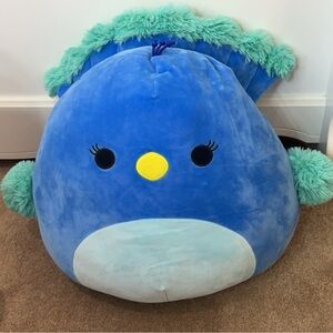 very cute blue peacock squishmallow! No tags but it’s new and untouched